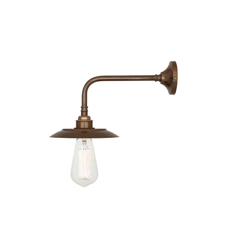 Reznor wall lamp | antique brass