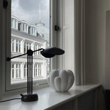 Stingray table lamp | bronze