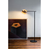 Loop table lamp | cherry wood