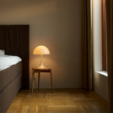 Panthella 320 table lamp | opal beige