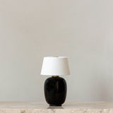 Torso portable table lamp | black