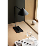 Kuro table | black