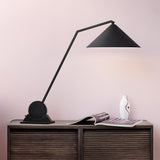 Gear table lamp | black