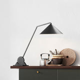Gear table lamp | black