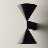 Apollo 24 wall | aluminium