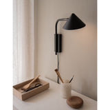 Kuro wall | black
